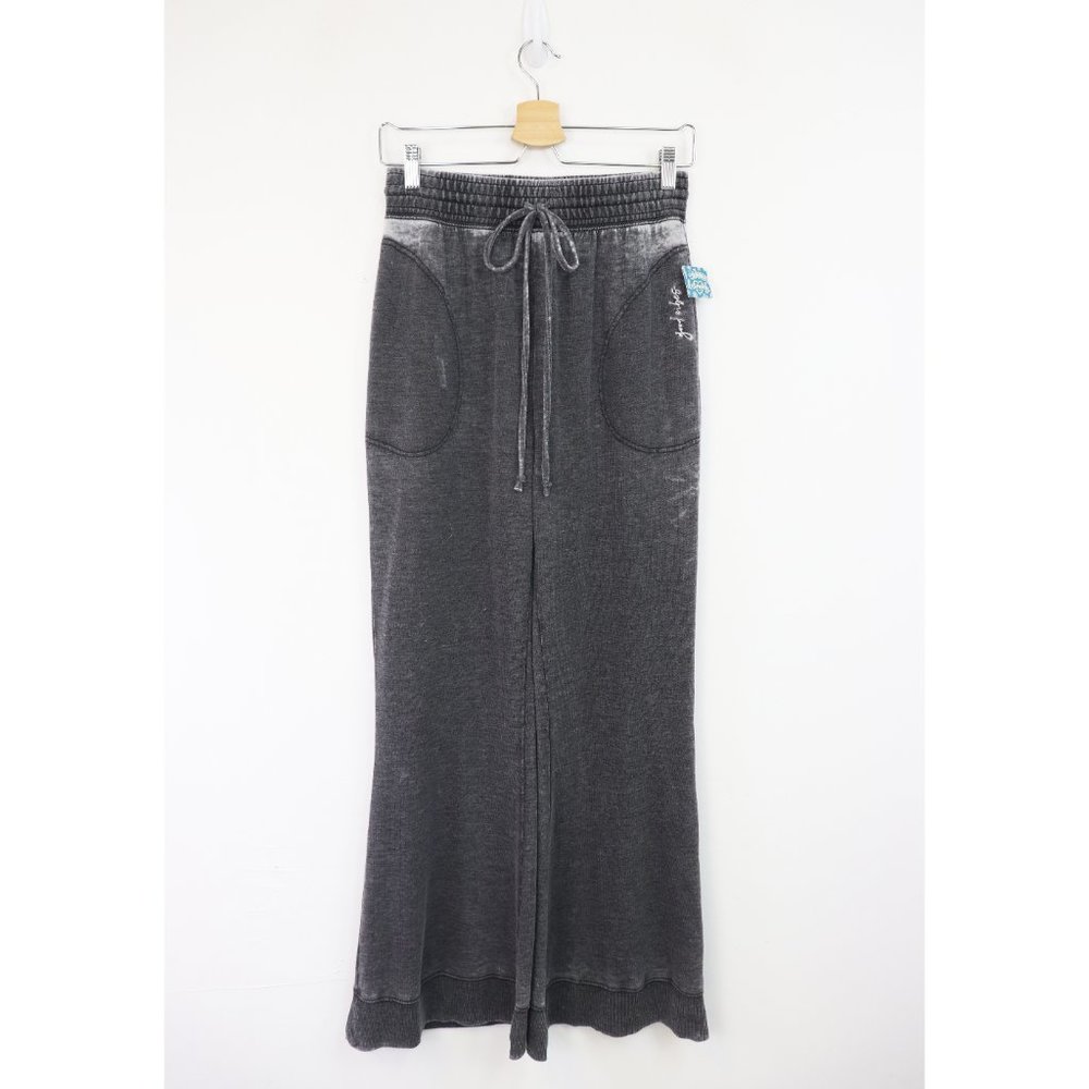 NWT Free People Cozy Cool Girl Lounge Pants Flared Wide Leg Sweatpants Black XS - Picture 3 of 9